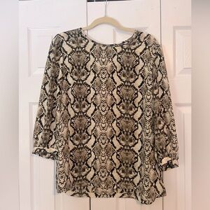 NWOT Express Snake Prjnt blouse, size large, 3/4 sleeves